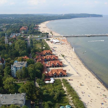 Hotel Zhong Hua Sopot Kültér fotó